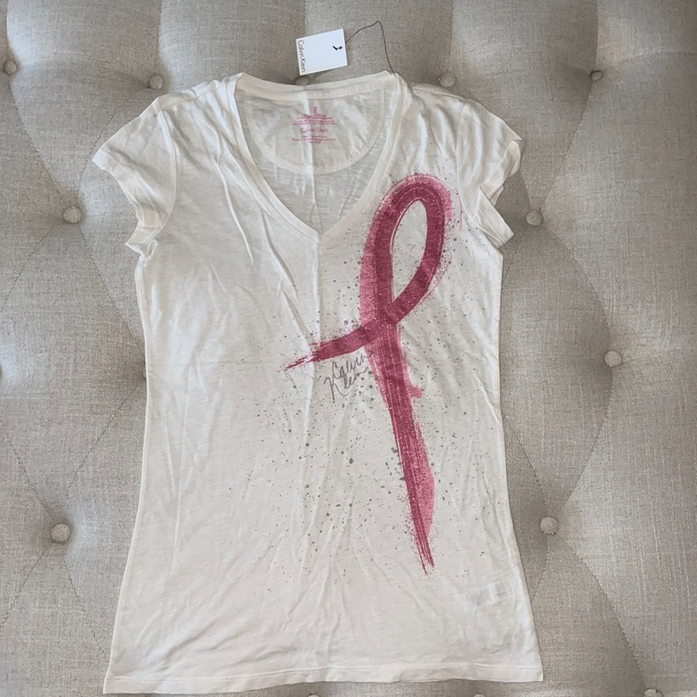 CALVIN KLEIN special edition tee for breast cancer awareness. NWT - Picture 1 of 6